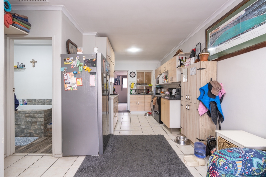 2 Bedroom Property for Sale in Thornton Western Cape